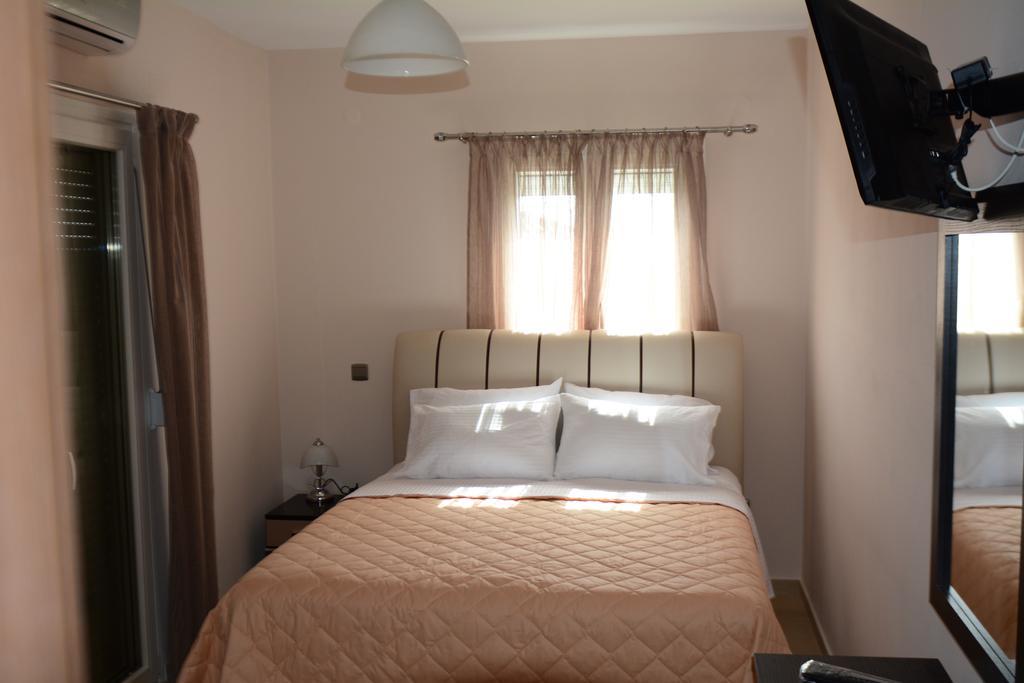 Palaiologou Panorama Apartments Mandamádosz Kültér fotó